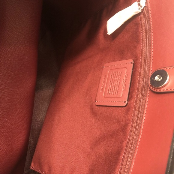 Coach brand new sig city tote black - Picture 3 of 9